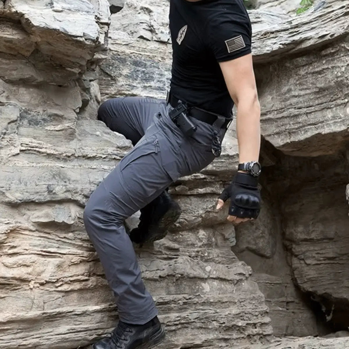 Combat-Ready Tactical Pants with Complimentary Tactical Belt – Equip Yourself for Adventure!